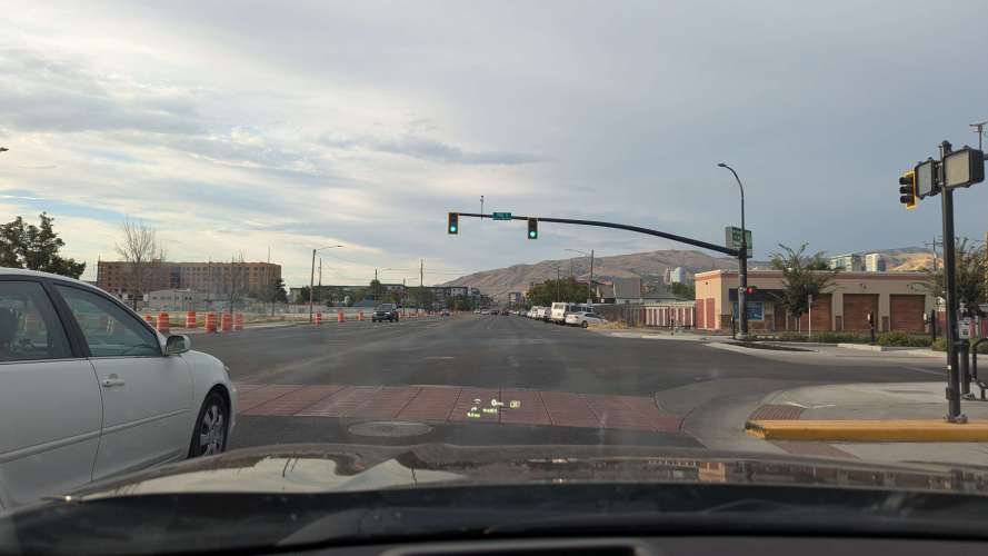 2025-08-15_19-18-22_CELLC_PXL_20250816_011822072