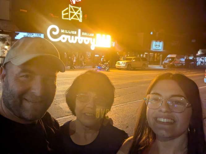 2025-08-19_21-26-26_CELLC_PXL_20250820_032626937.NIGHT