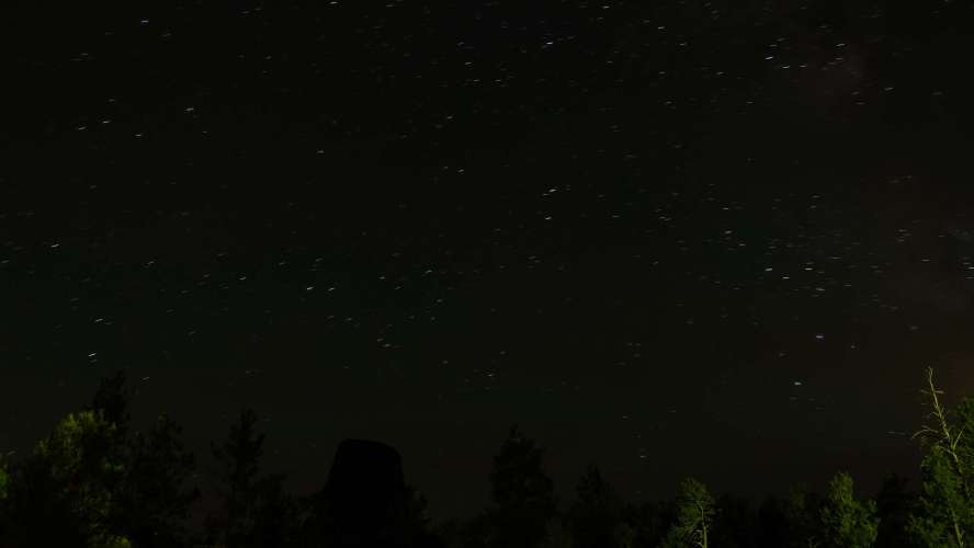 2025-08-25_22-34-13_RX104338
