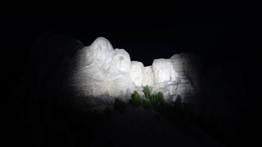 2025-08-26_21-10-57_RX104544