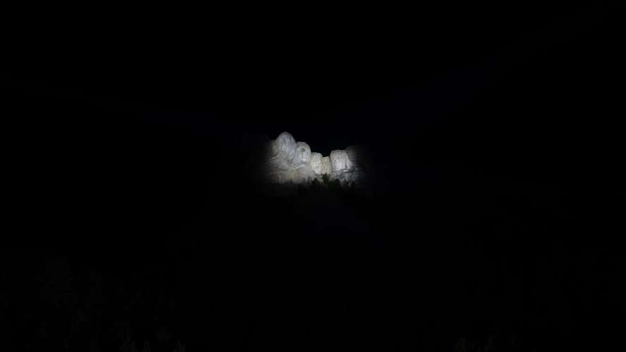 2025-08-26_21-13-29_RX104548