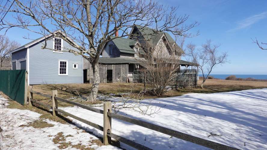 2026-02-27_12-51-02_RX105513