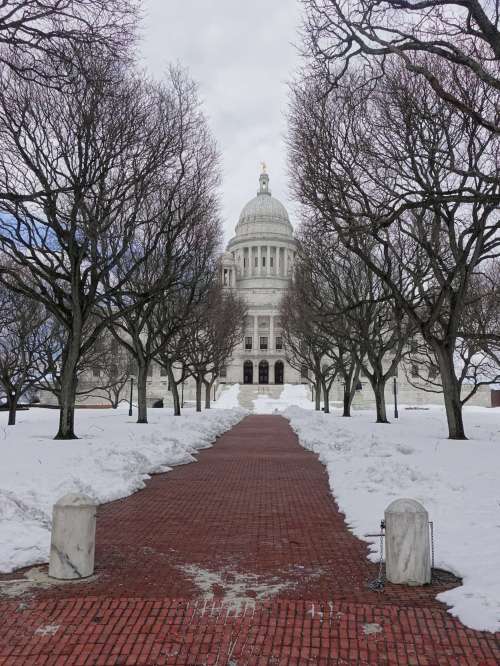 2026-03-01_14-26-59_RX105818